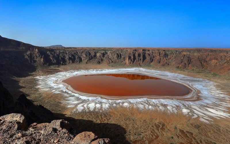 Al Wahbah Crater